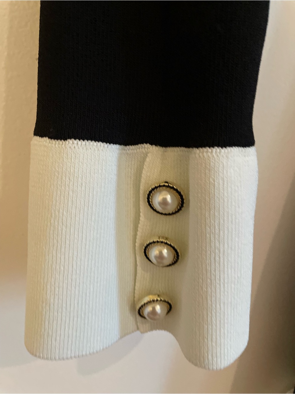 Meshki Black and Cream Long Sleeve Button-Front Ruffle Hem Dress - Picture 5 of 8